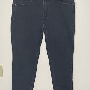 Old Navy Women's Straight Mid-Rise Black Denim Jeans, Zip/Button, 5-Pocket